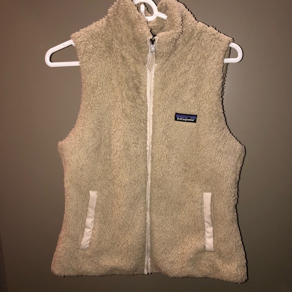 Patagonia Women’s Los Gatos Vest - Khaki - Medium - Picture 2 of 5